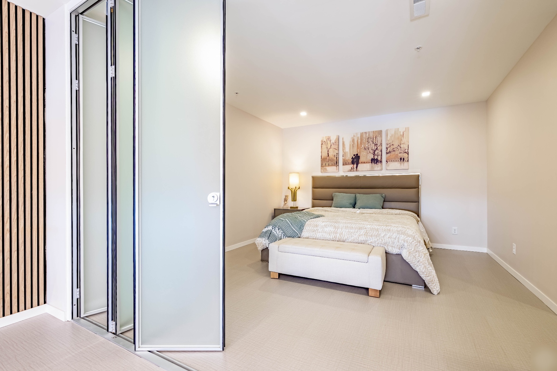 The Deneau luxury living 5