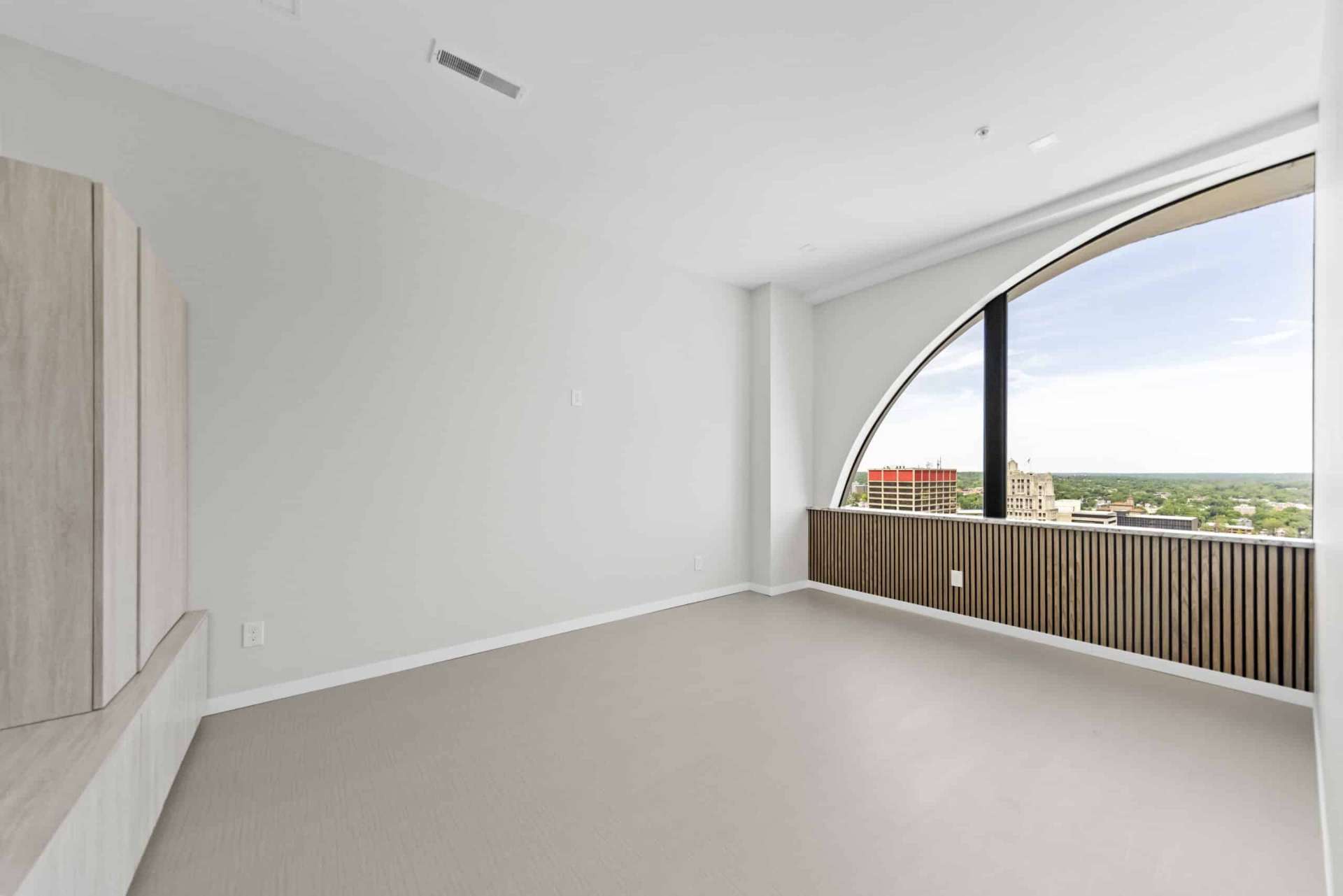 The Deneau luxury living 6